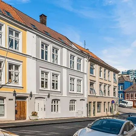 Location - Location - Location I Peace & Sonos Bergen