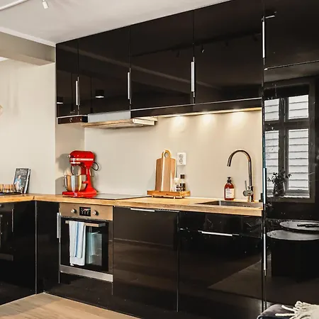 Location - Location - Location I Peace & Sonos Bergen